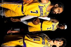 米兰体育网站-湖人队球迷期待下赛季拥有更好成绩