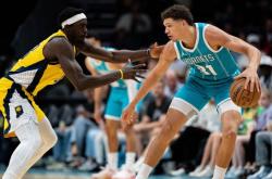 米兰体育官网入口-关于步行者球员集体发力奋力追赶的信息