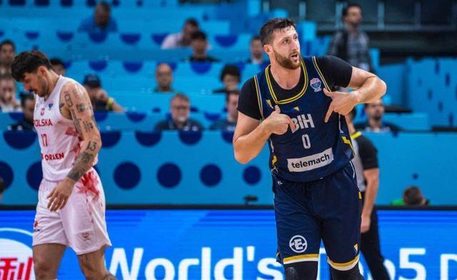 乌克兰客场胜波黑,成功挺进欧洲杯正赛 乌克兰客场胜波黑,成功挺进欧洲杯正赛