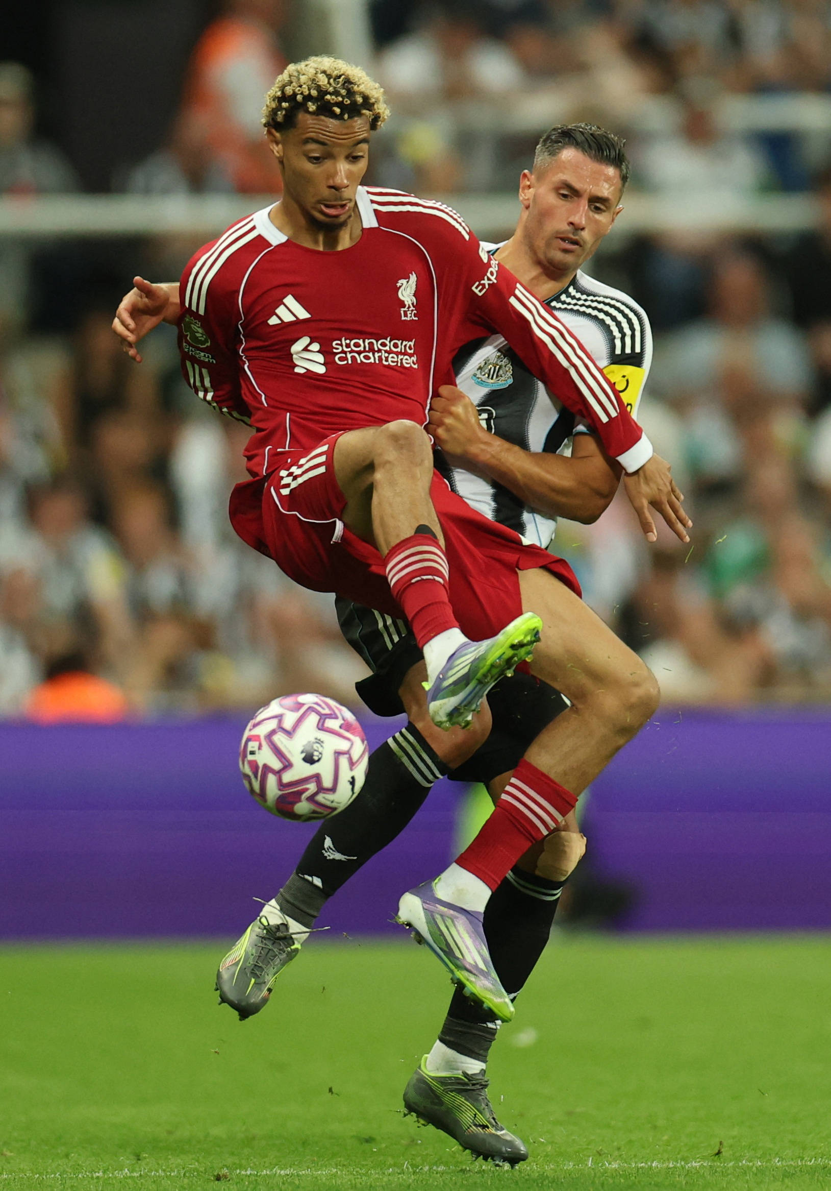 利物浦客场大胜那不勒斯，小组第二出线的简单介绍